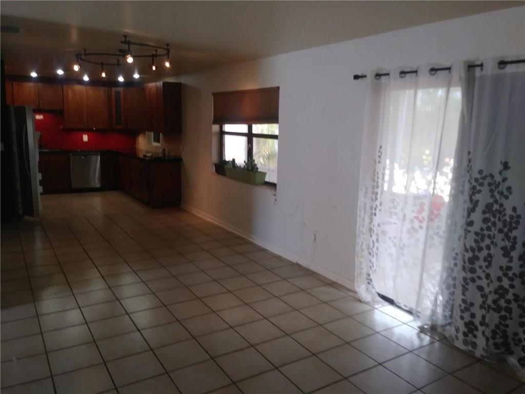 Hammocks Sec 03 - Residential Lease