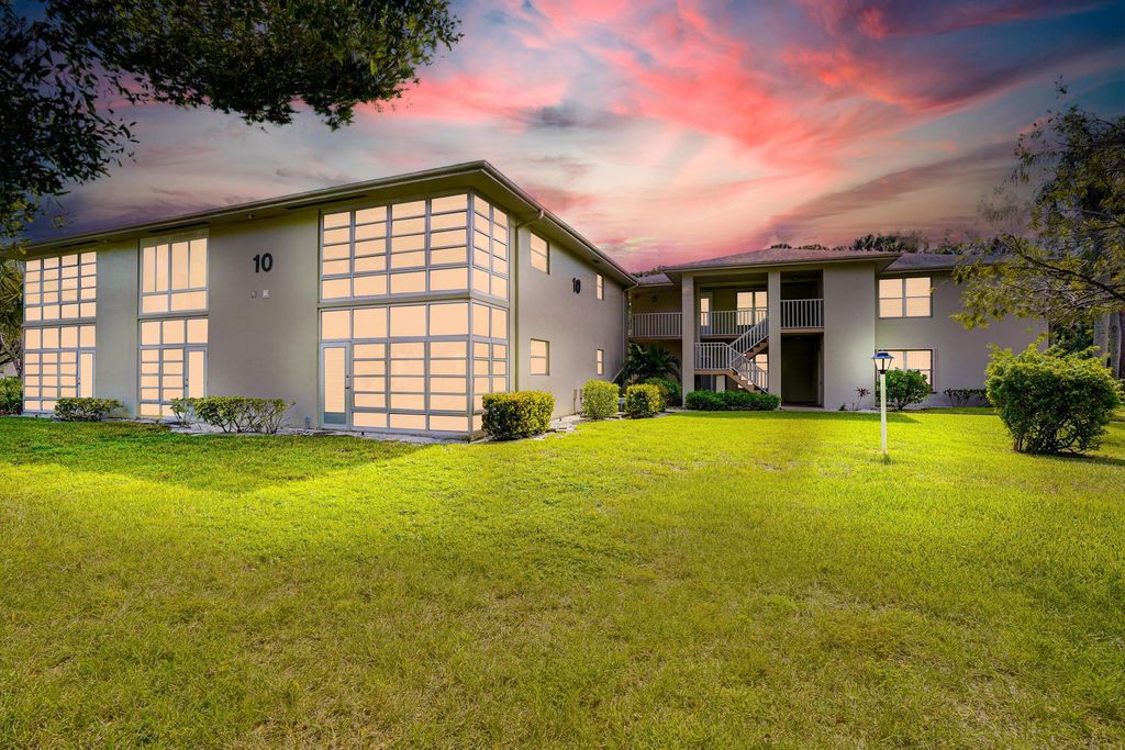 Photo of 10 Lake Vista Trl #204, Port Saint Lucie, FL 34952 (MLS # R10931576)