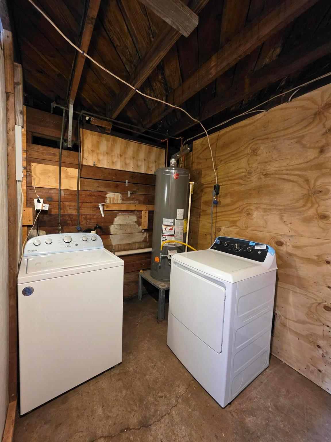 SOUTHWOOD HEIGHTS - Residential Lease