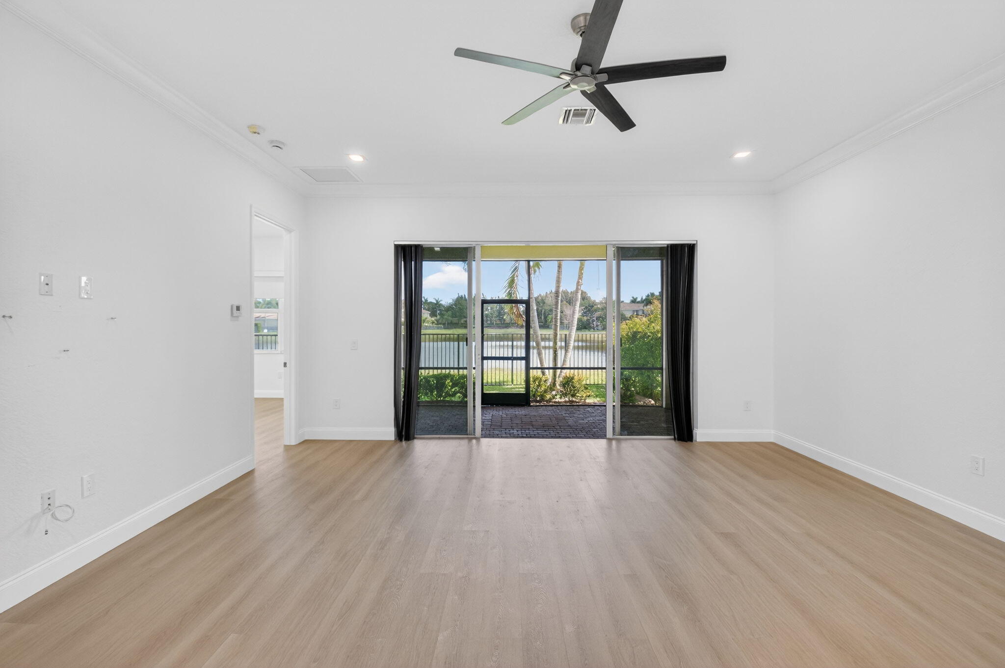 TRAILS AT CANYON - Residential Lease