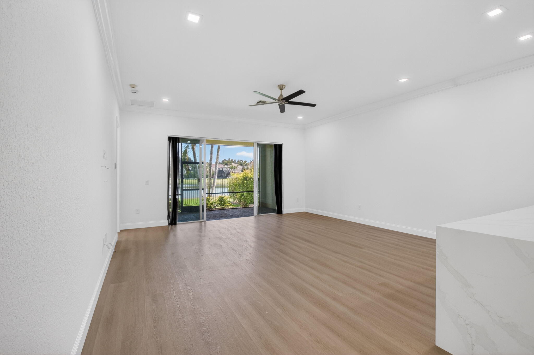 TRAILS AT CANYON - Residential Lease