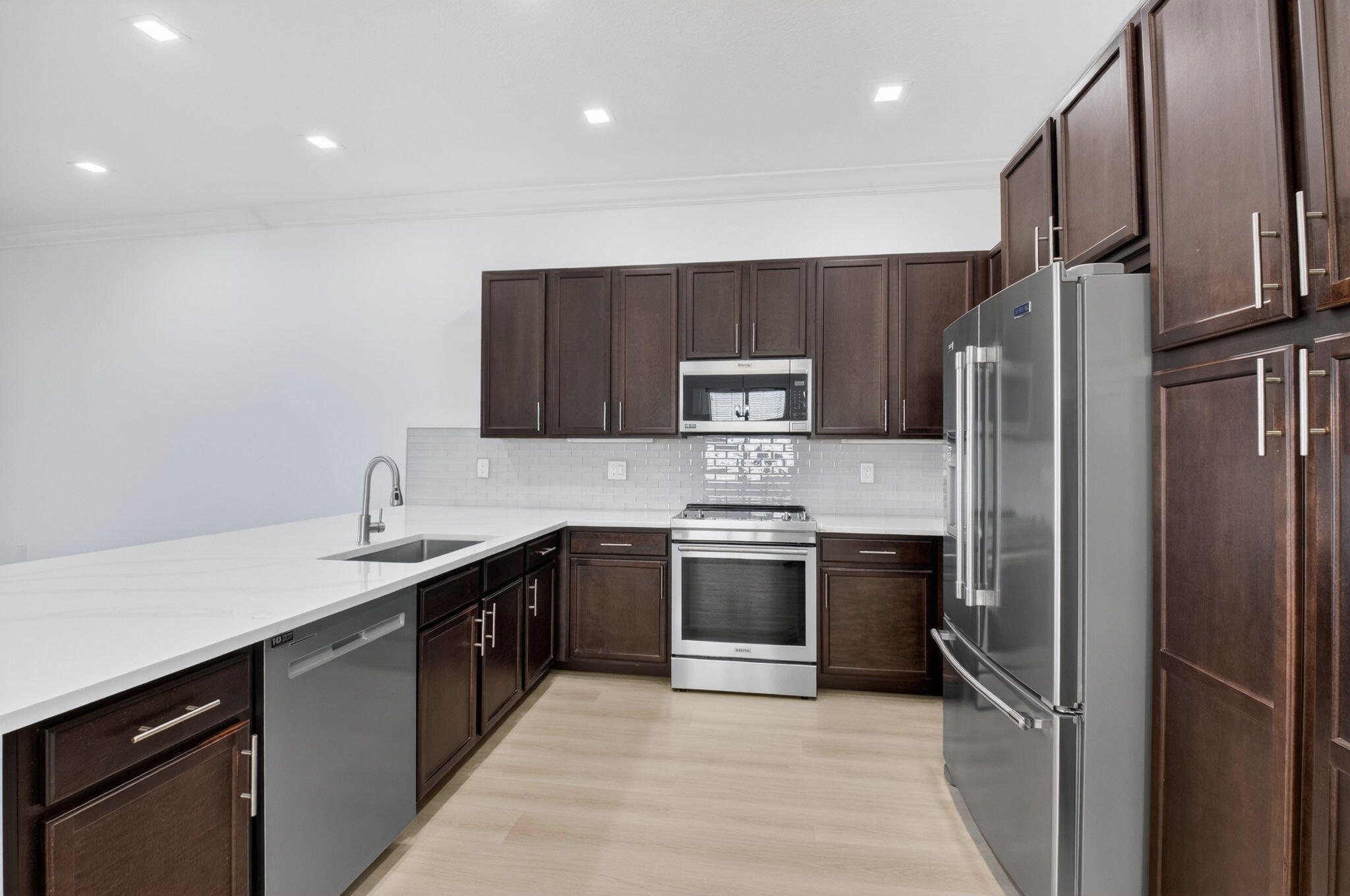 TRAILS AT CANYON - Residential Lease