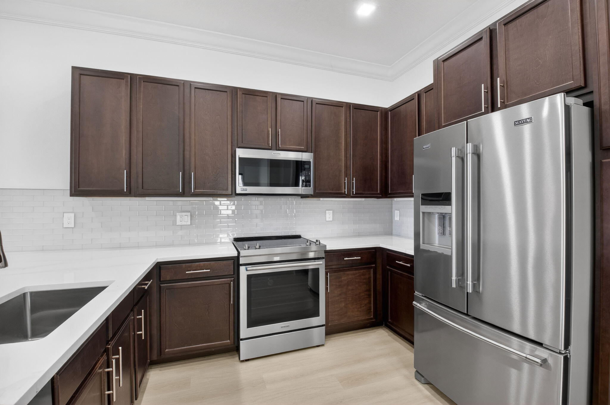 TRAILS AT CANYON - Residential Lease