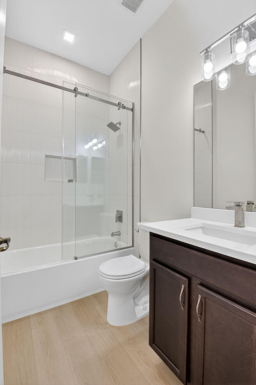 TRAILS AT CANYON - Residential Lease