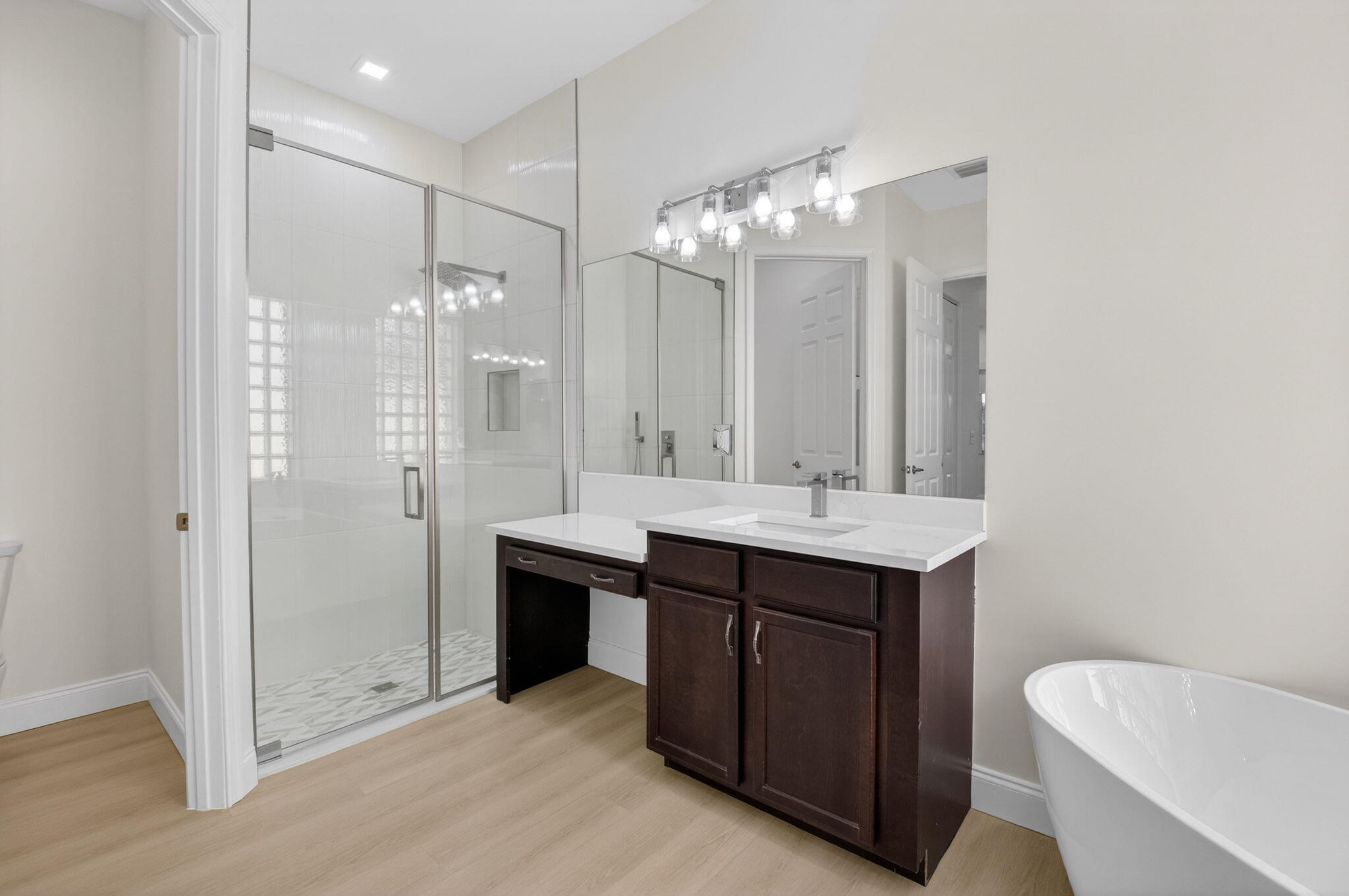 TRAILS AT CANYON - Residential Lease