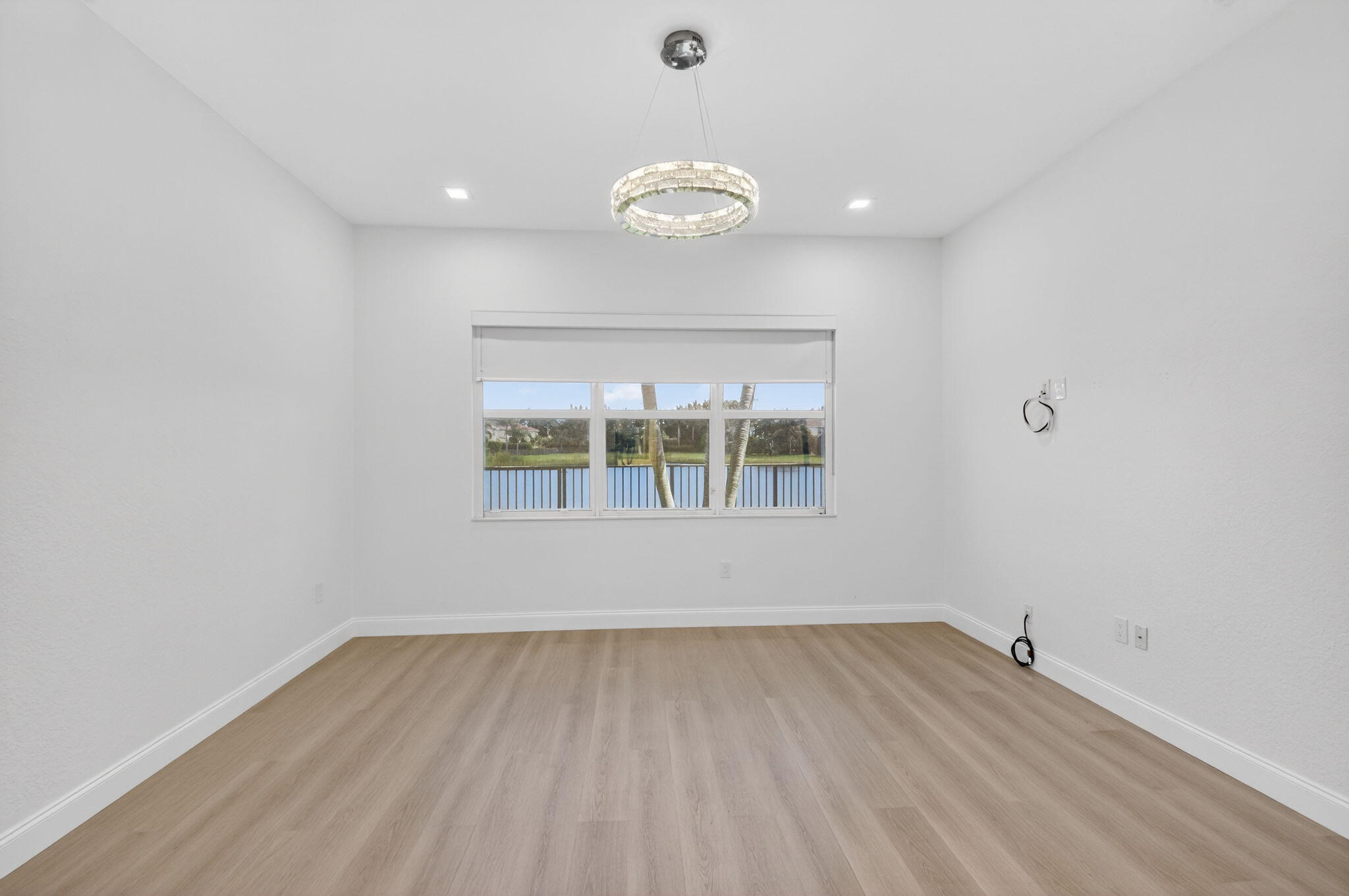 TRAILS AT CANYON - Residential Lease