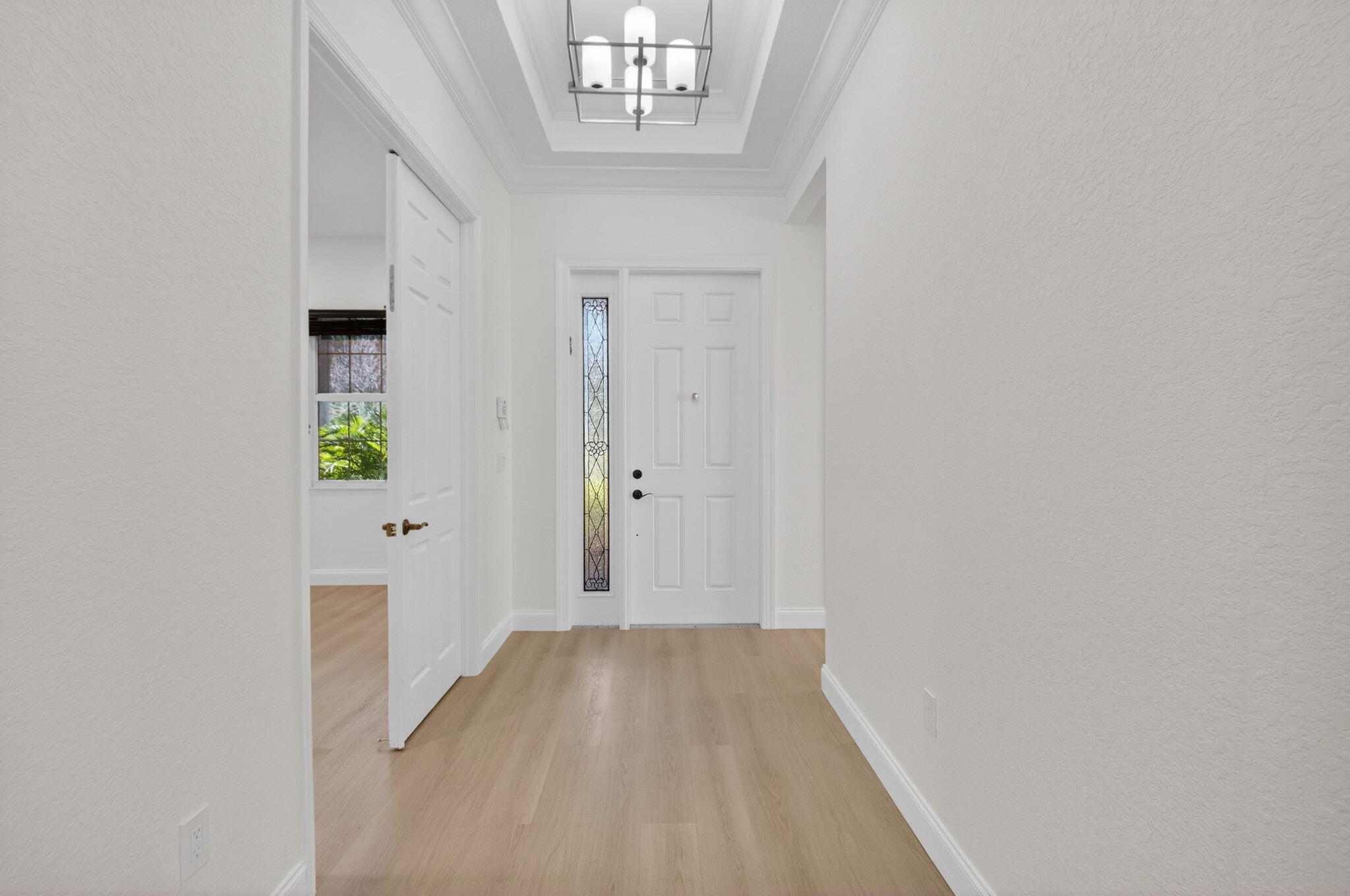 TRAILS AT CANYON - Residential Lease