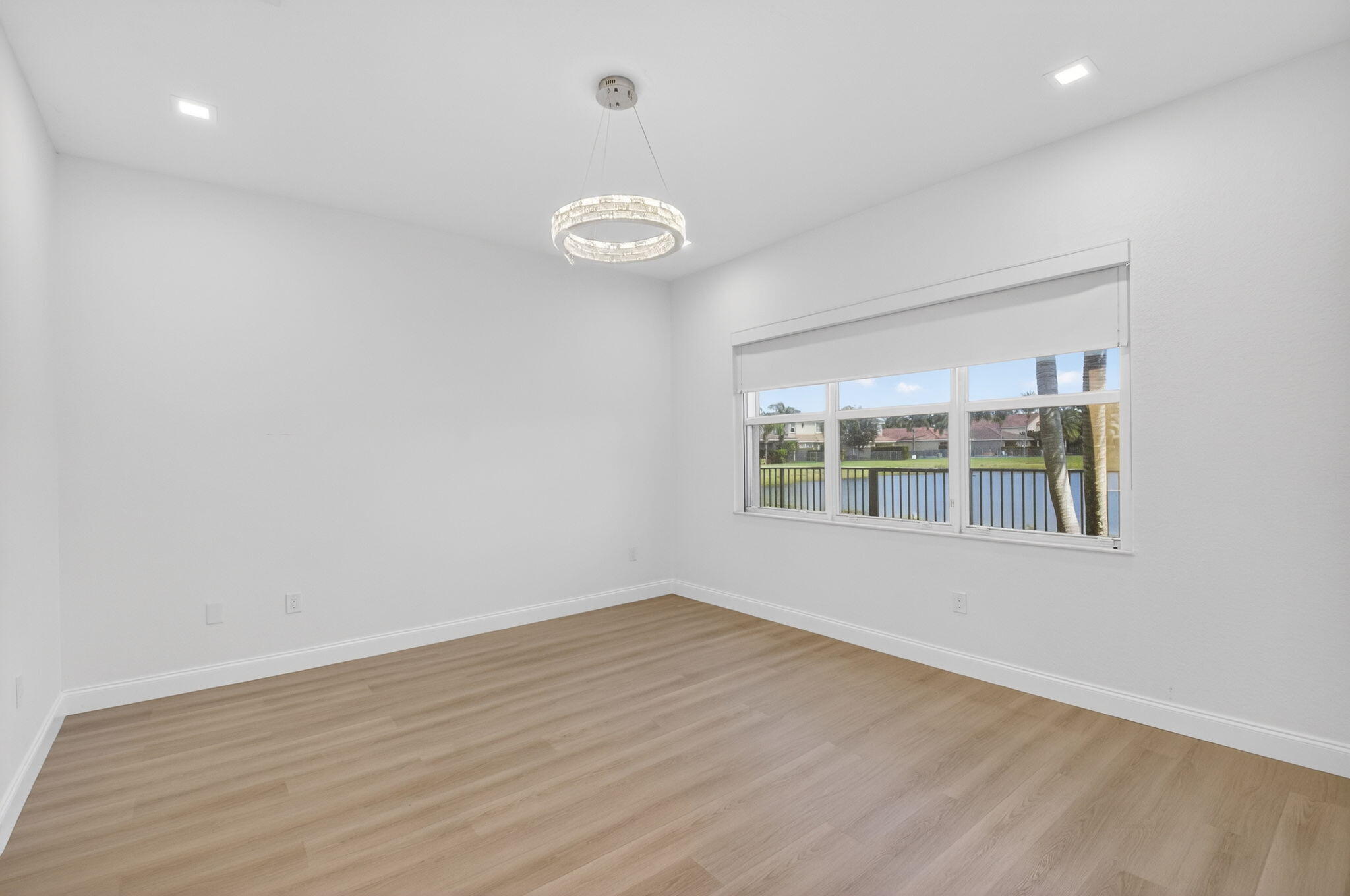 TRAILS AT CANYON - Residential Lease