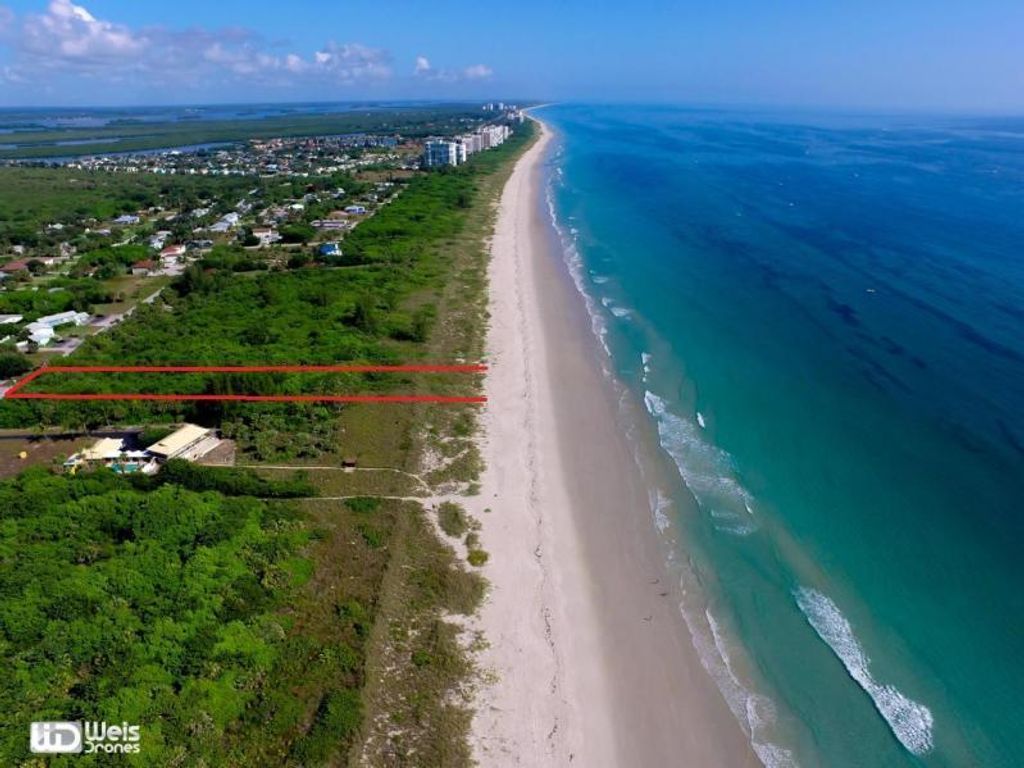 Photo of 2306 Tamarind Drive, Fort Pierce, FL 34949 (MLS # R10484990)