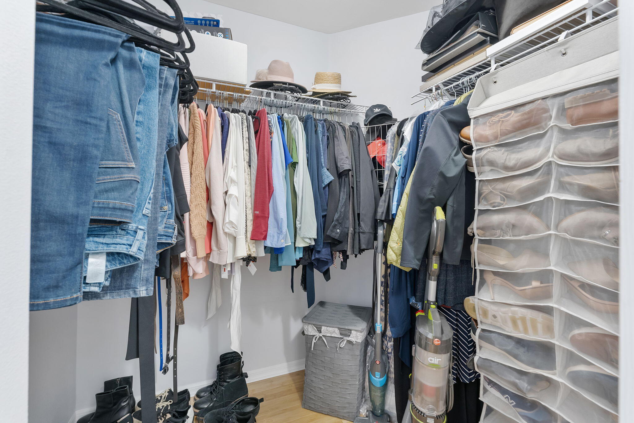 PINEAPPLE GROVE - Residential