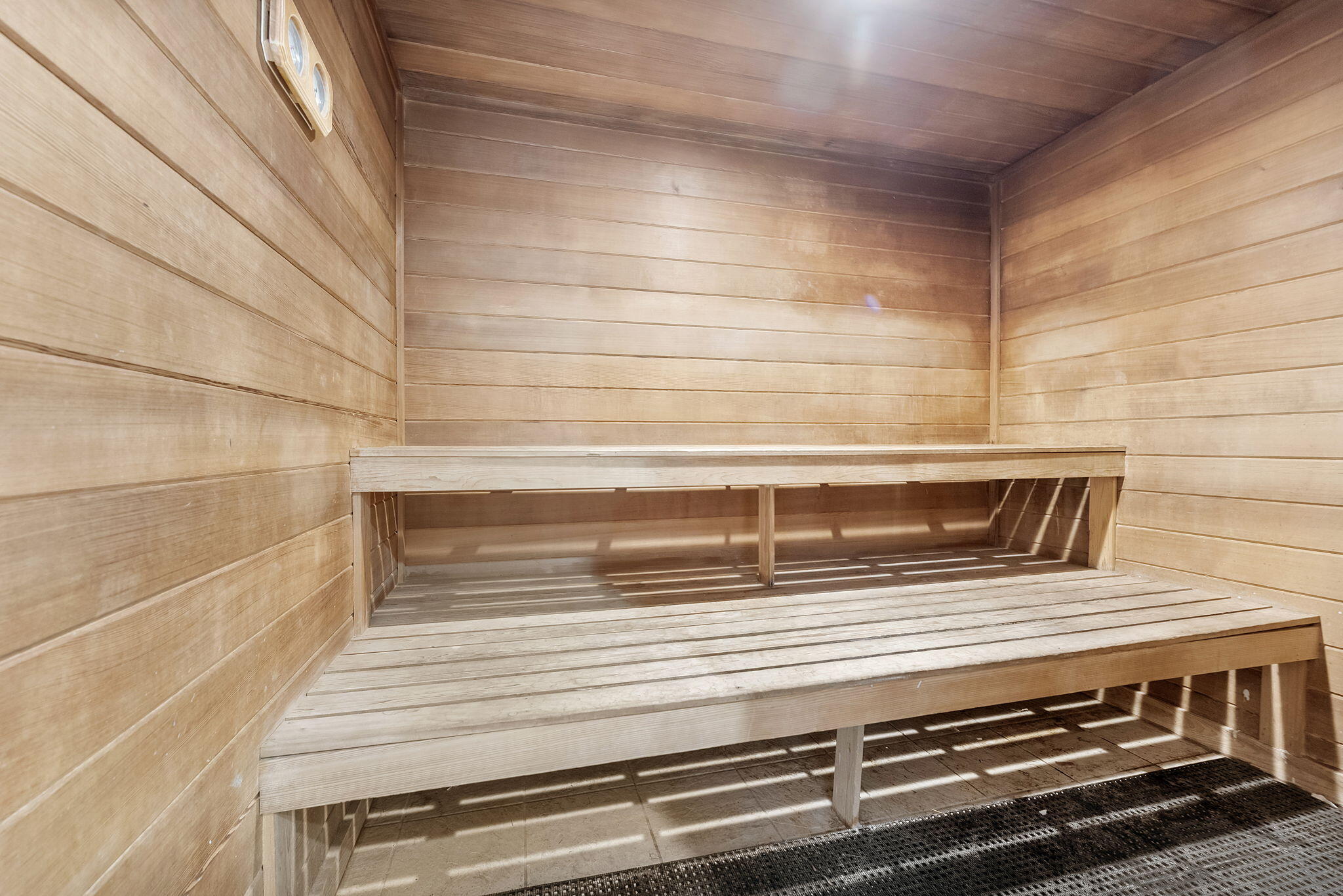 PINEAPPLE GROVE - Residential