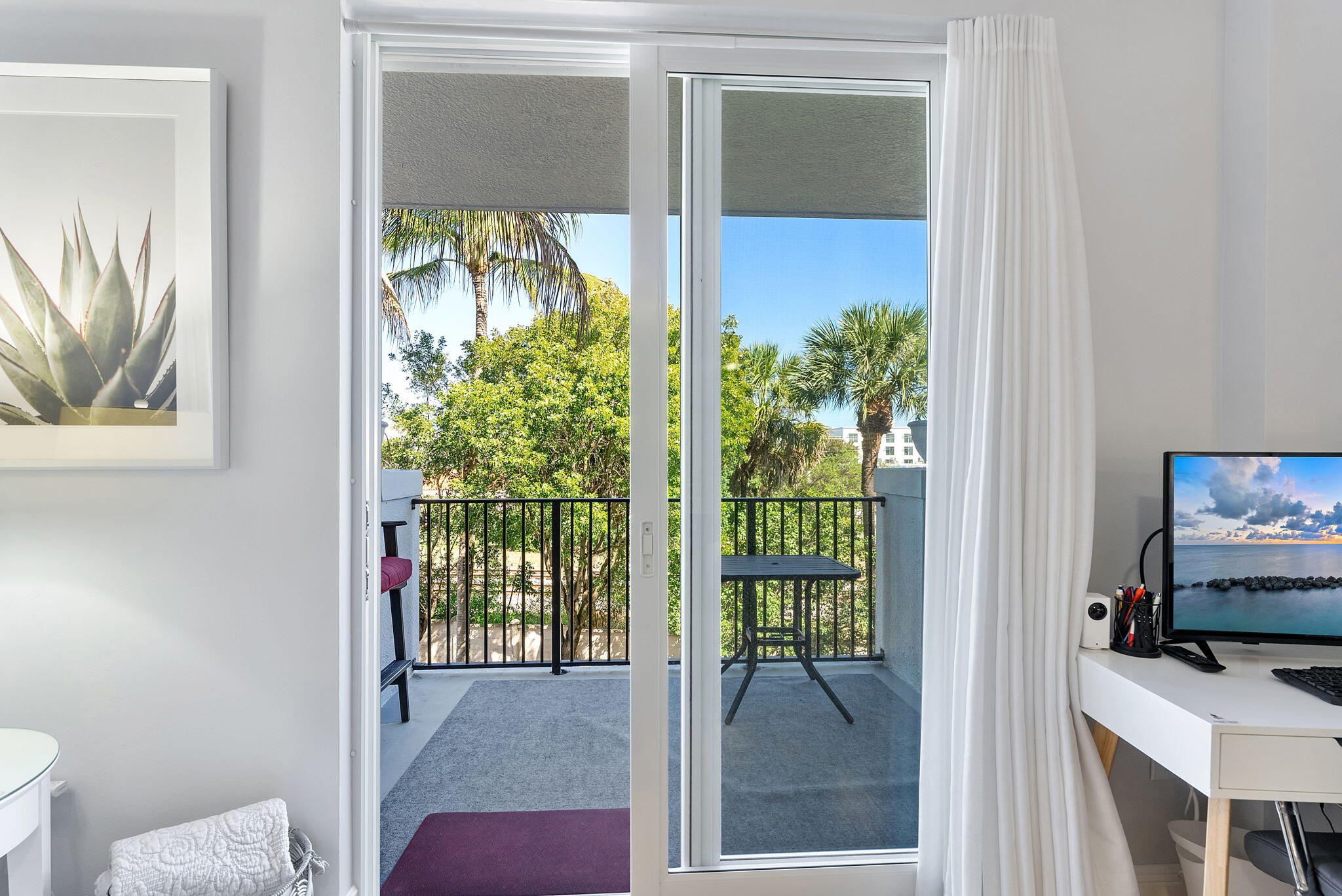 PINEAPPLE GROVE - Residential