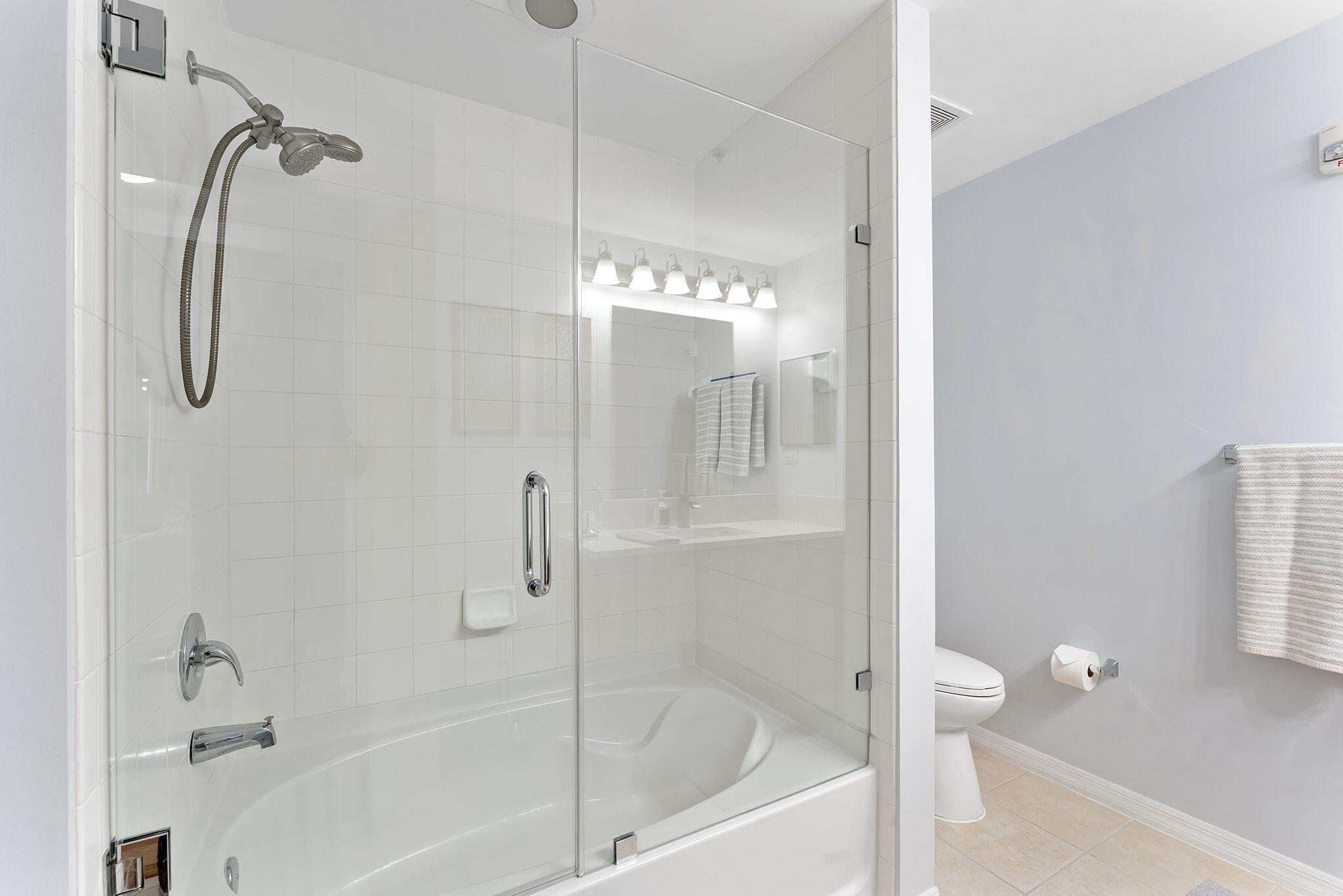 PINEAPPLE GROVE - Residential