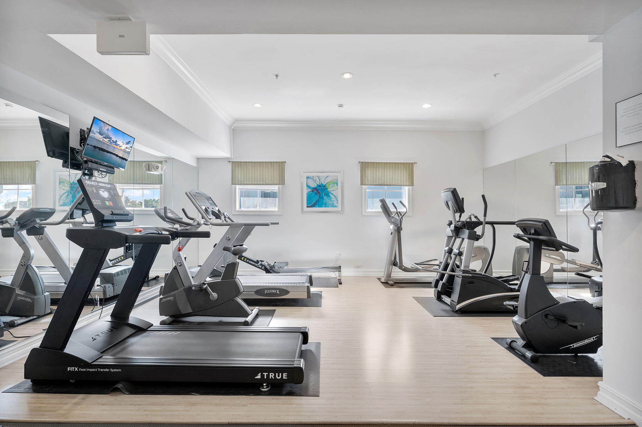 PINEAPPLE GROVE - Residential