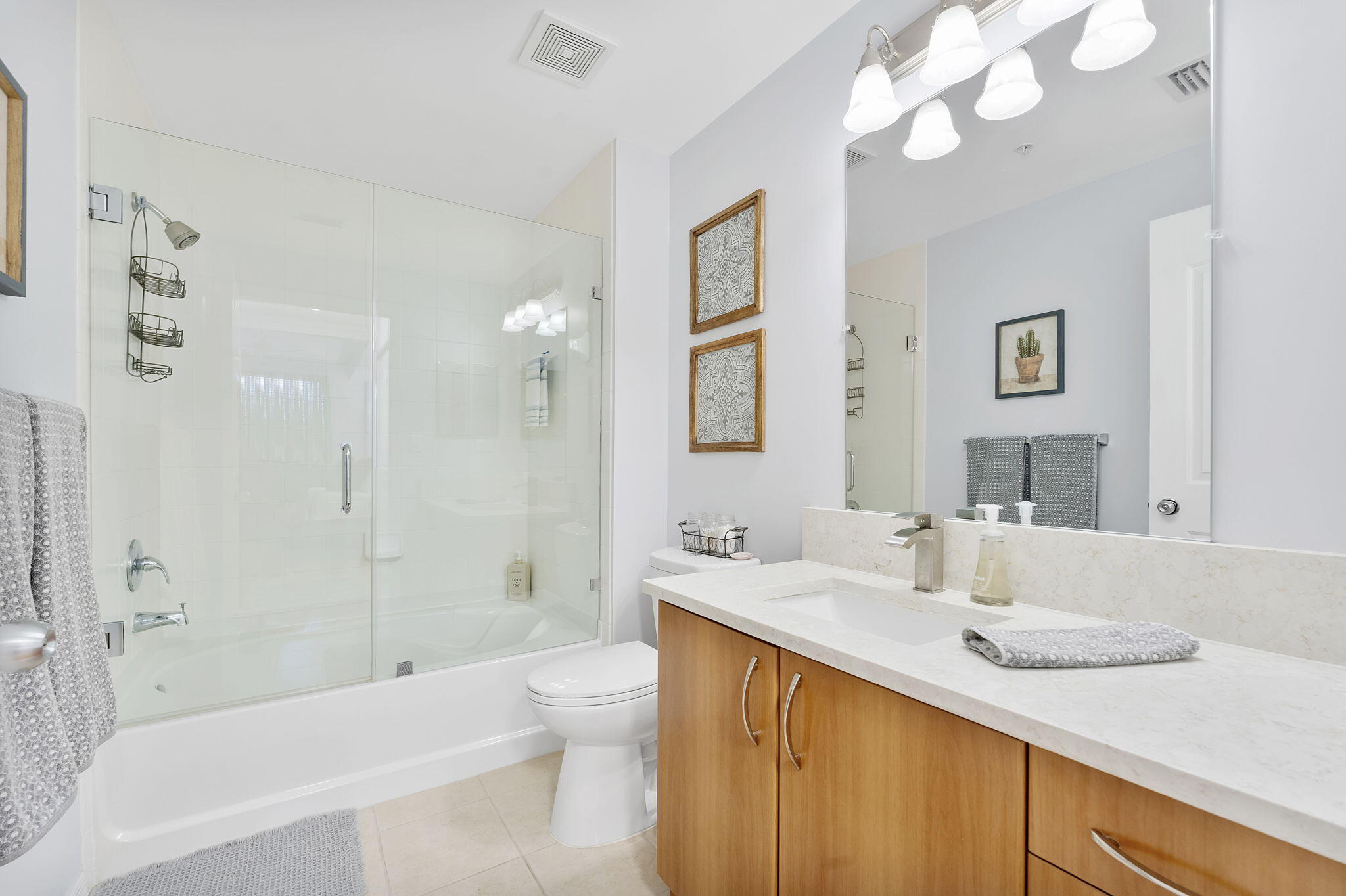 PINEAPPLE GROVE - Residential