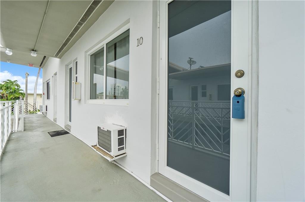 THE CORVETTE CONDO - Residential