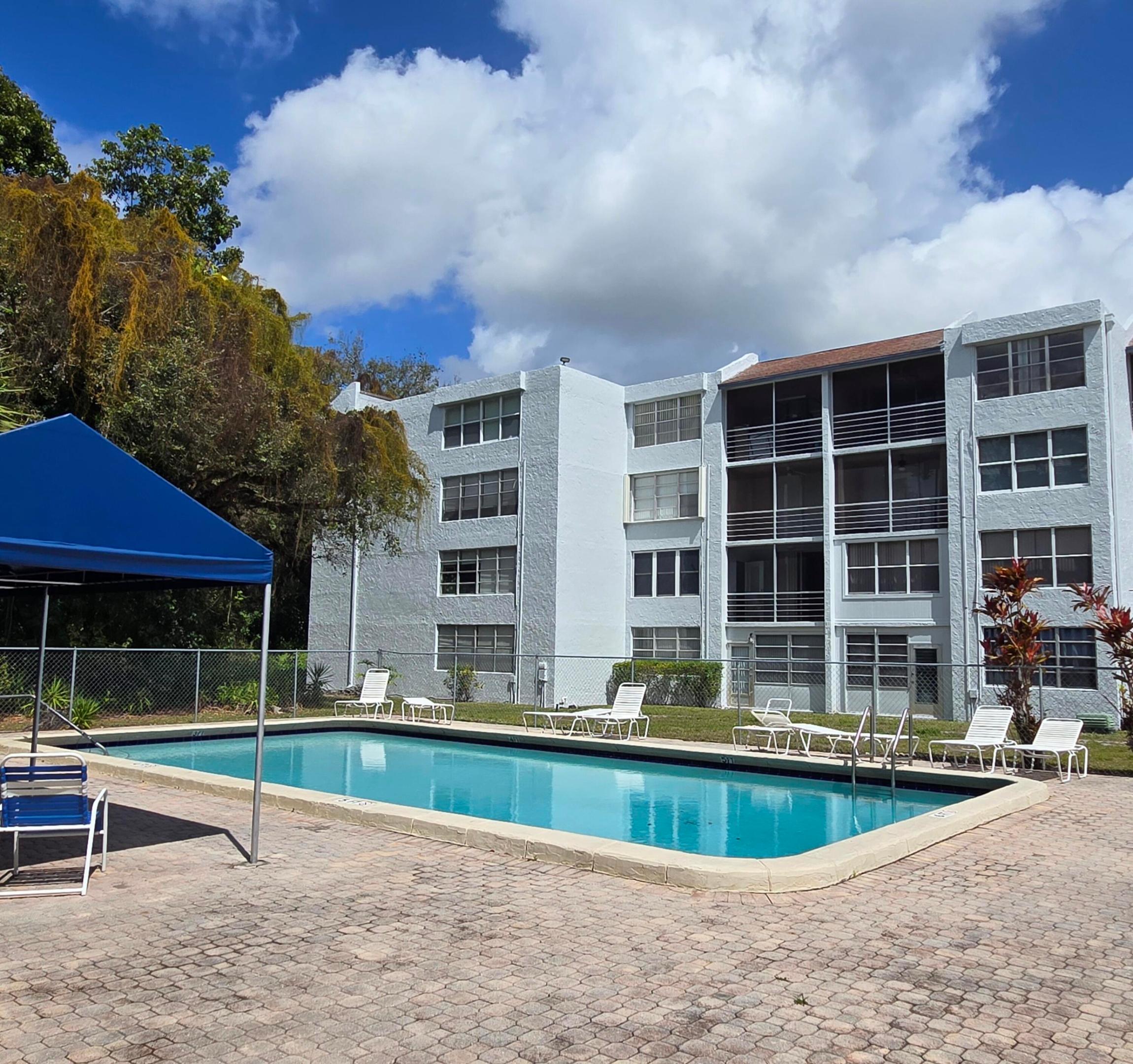 LIVE OAK CONDO SIX - Residential