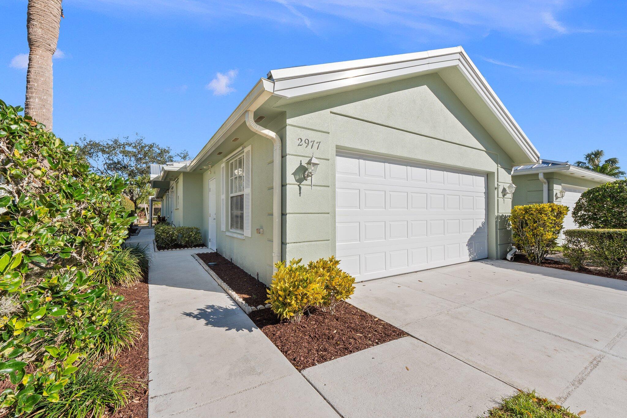 2977 SW Waterfall Trace