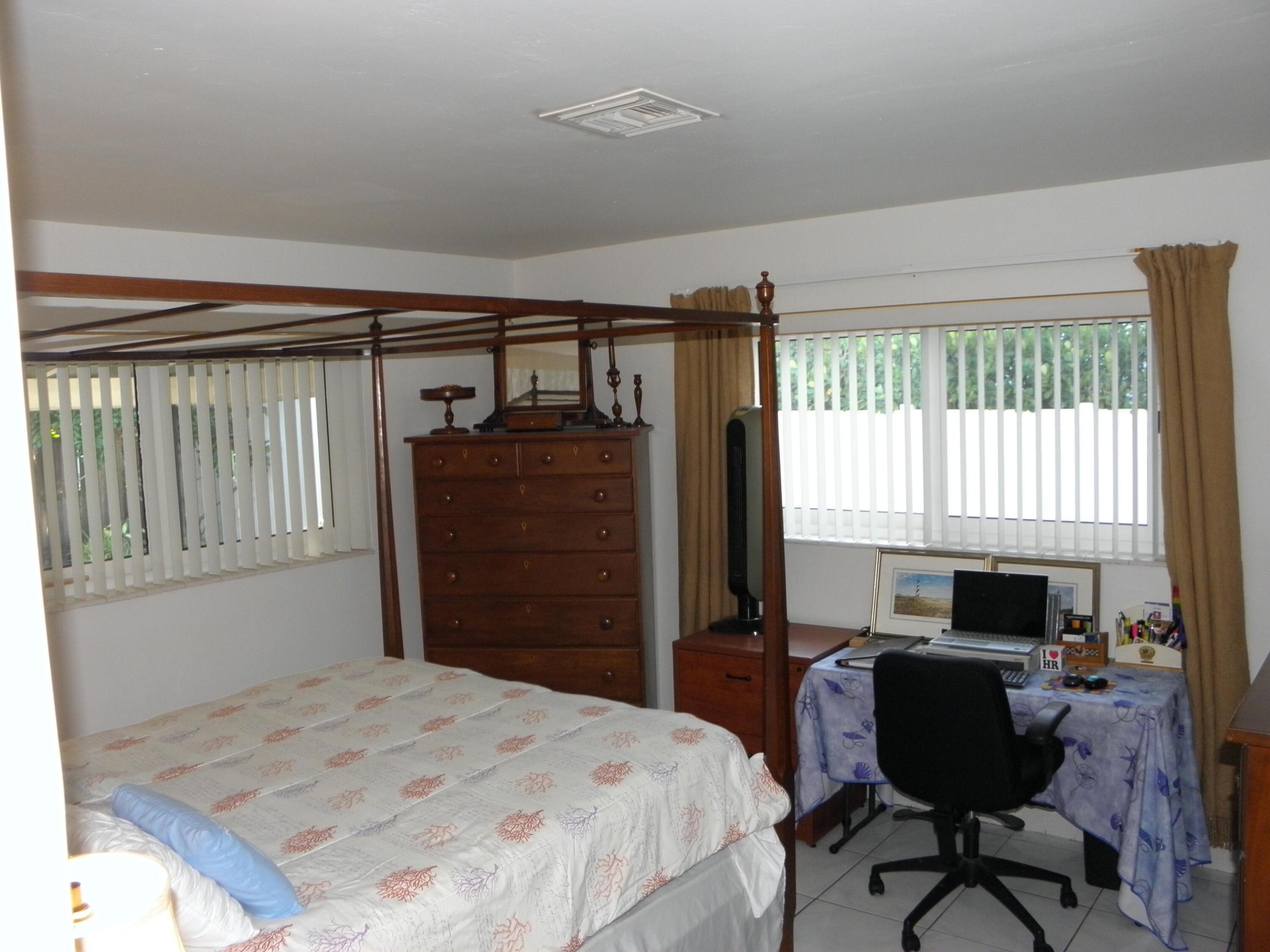 LAUDERDALE BEACH - Residential