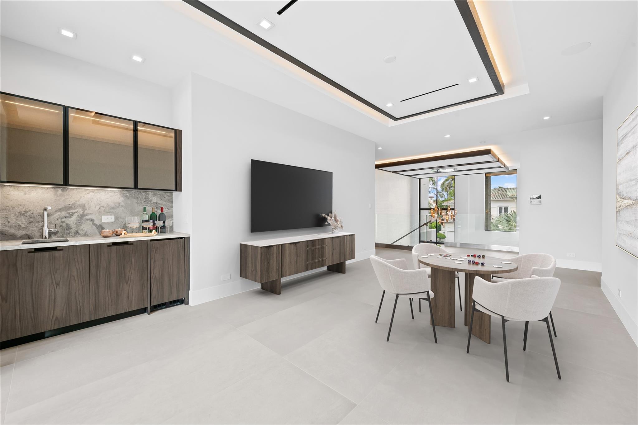 HARBOR BEACH - Residential