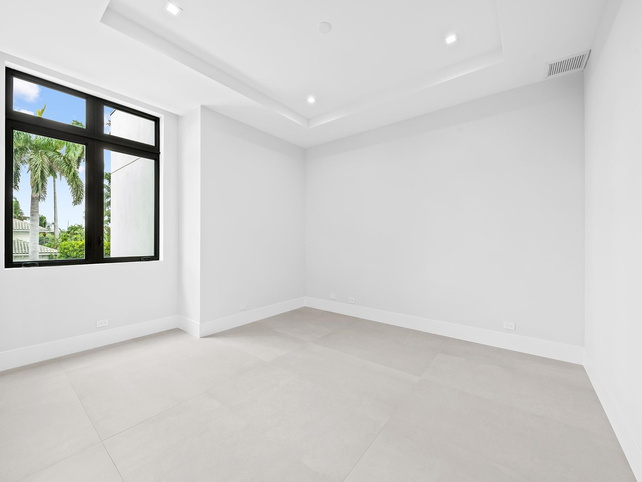 HARBOR BEACH - Residential