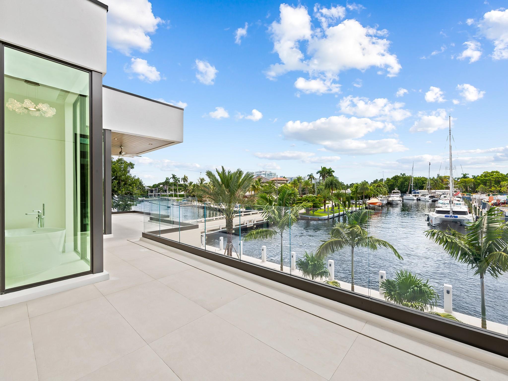 HARBOR BEACH - Residential