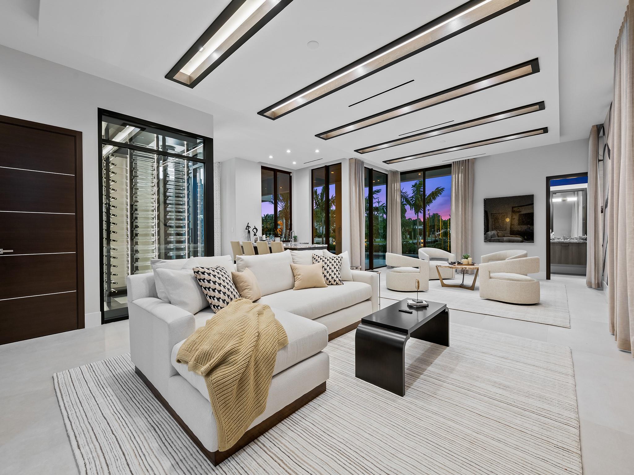 HARBOR BEACH - Residential