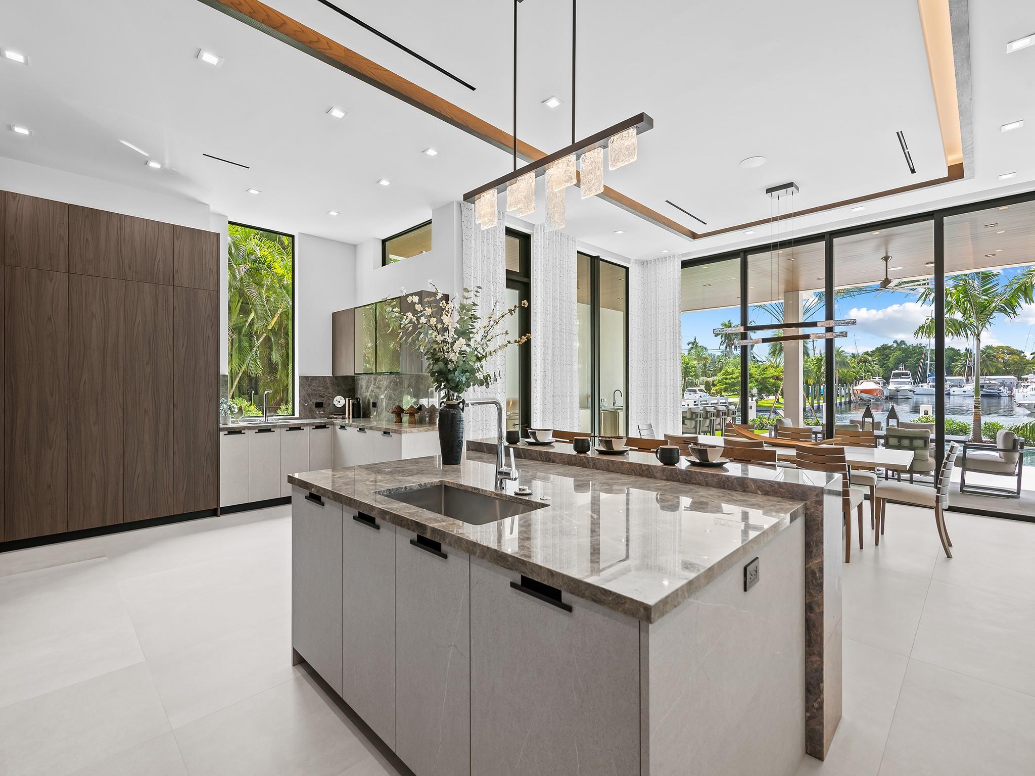 HARBOR BEACH - Residential