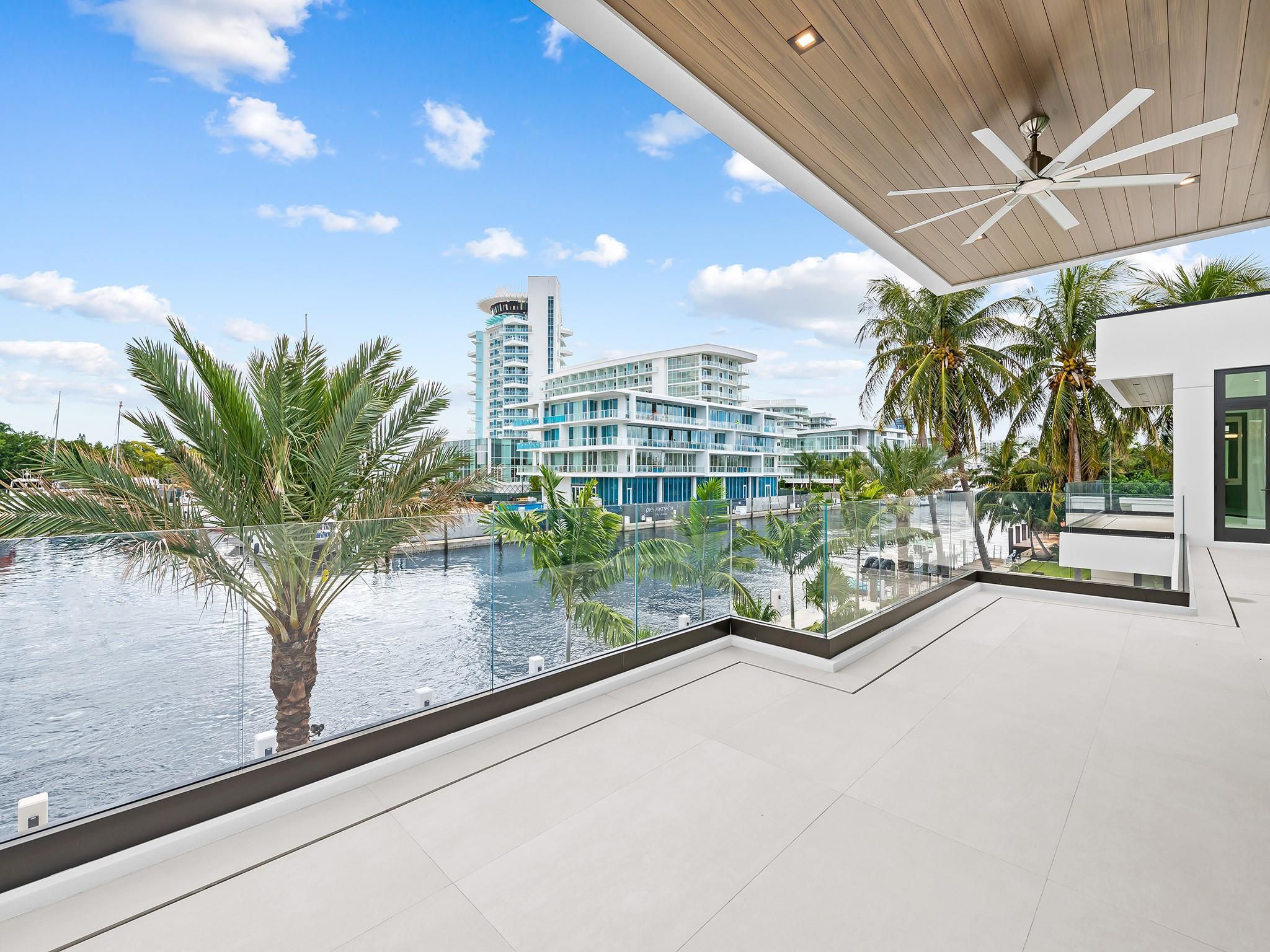 HARBOR BEACH - Residential