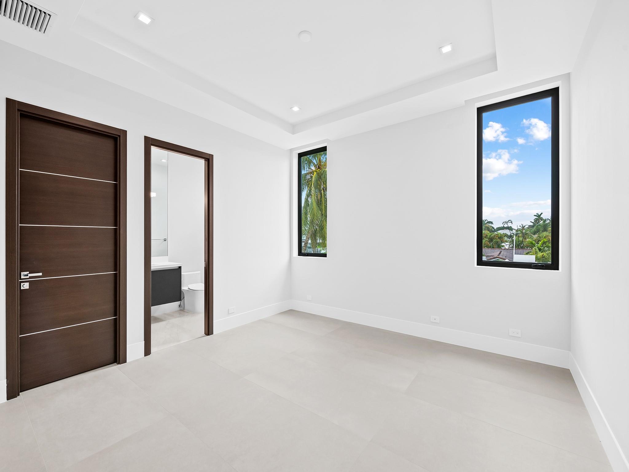 HARBOR BEACH - Residential