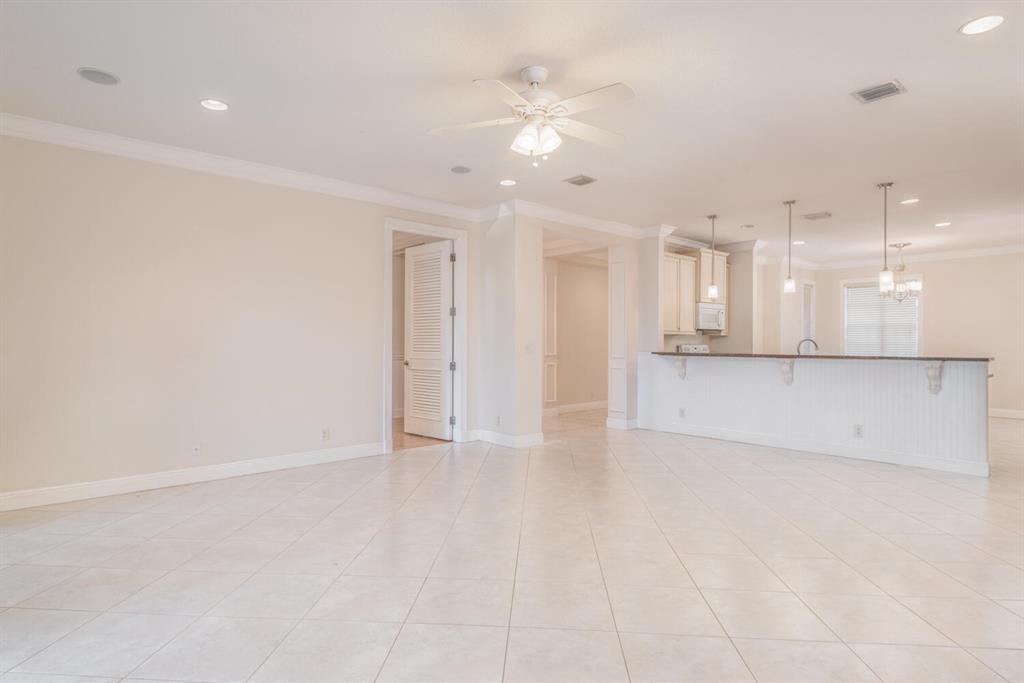 PORT ST LUCIE SECTION 19 - Residential Lease