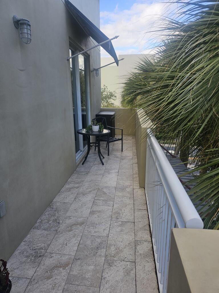 43rd STREET VILLAGE CONDO - Residential