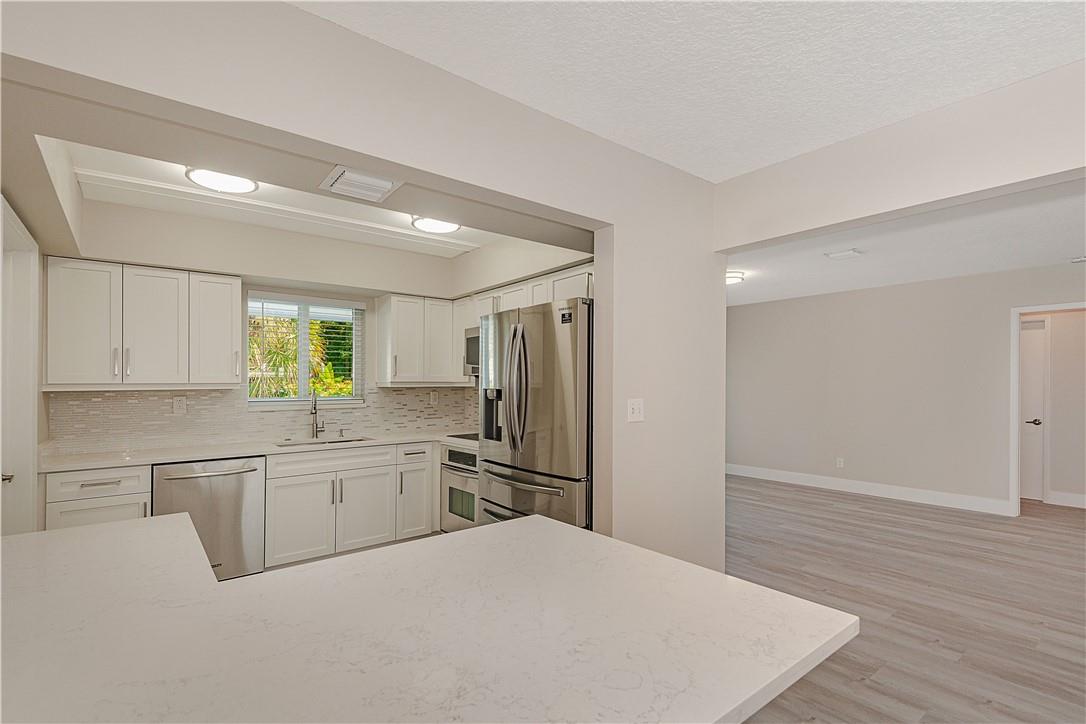 Coral Point 31-27 B - Residential