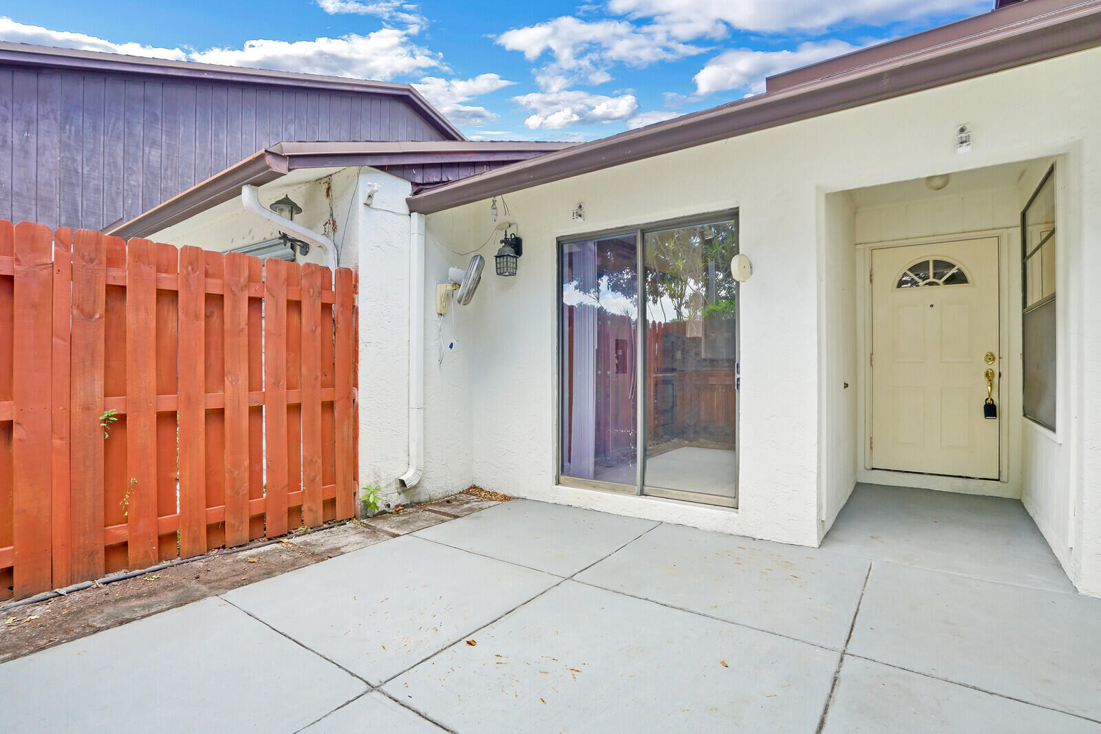 OAKWOOD LAKES CONDO - Residential