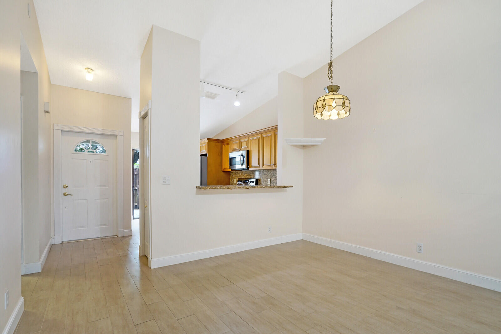 OAKWOOD LAKES CONDO - Residential