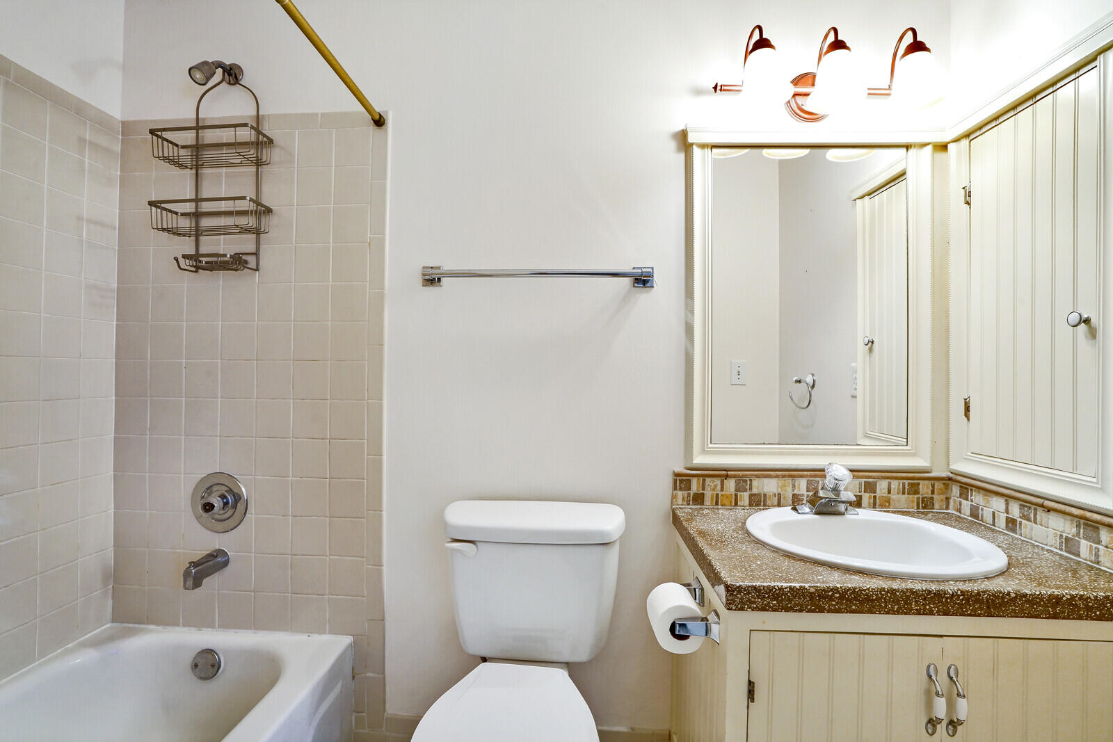 OAKWOOD LAKES CONDO - Residential