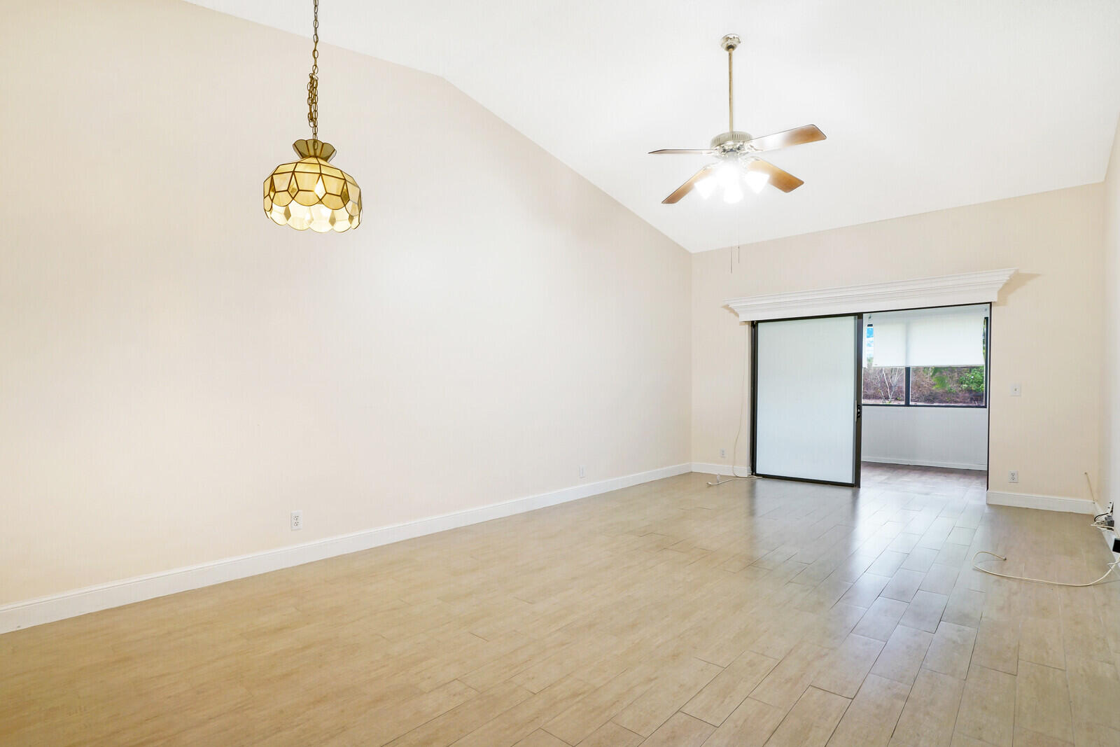 OAKWOOD LAKES CONDO - Residential