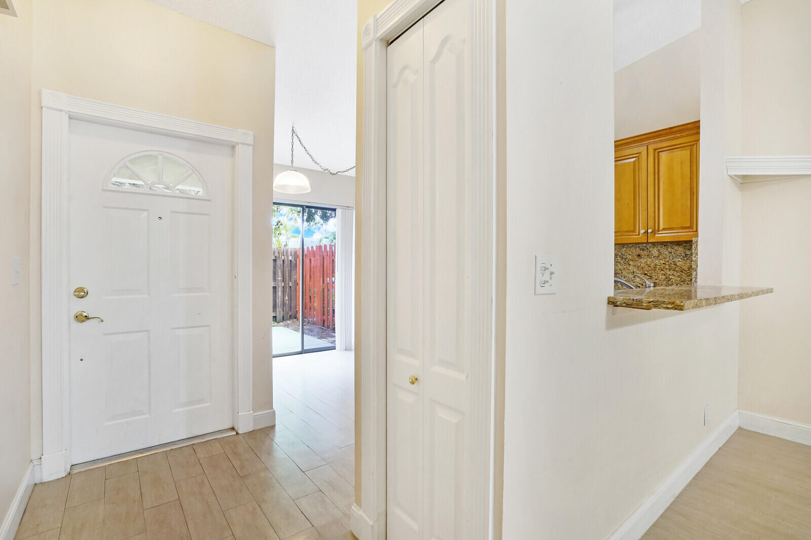 OAKWOOD LAKES CONDO - Residential