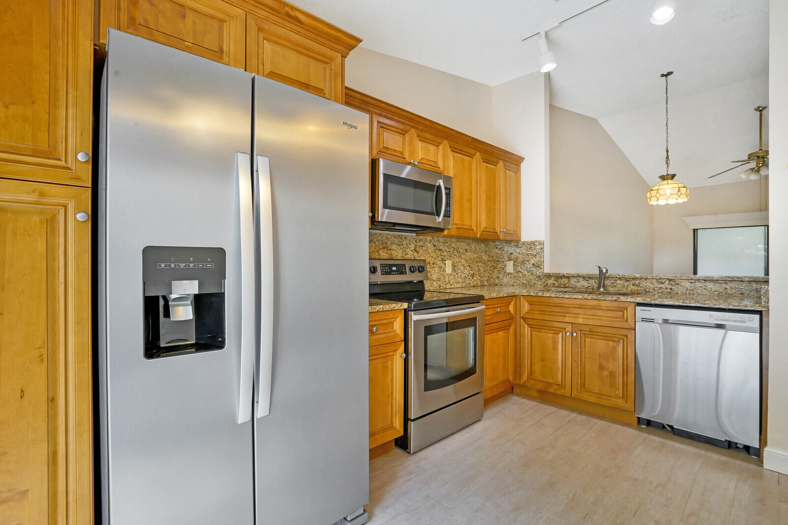 OAKWOOD LAKES CONDO - Residential