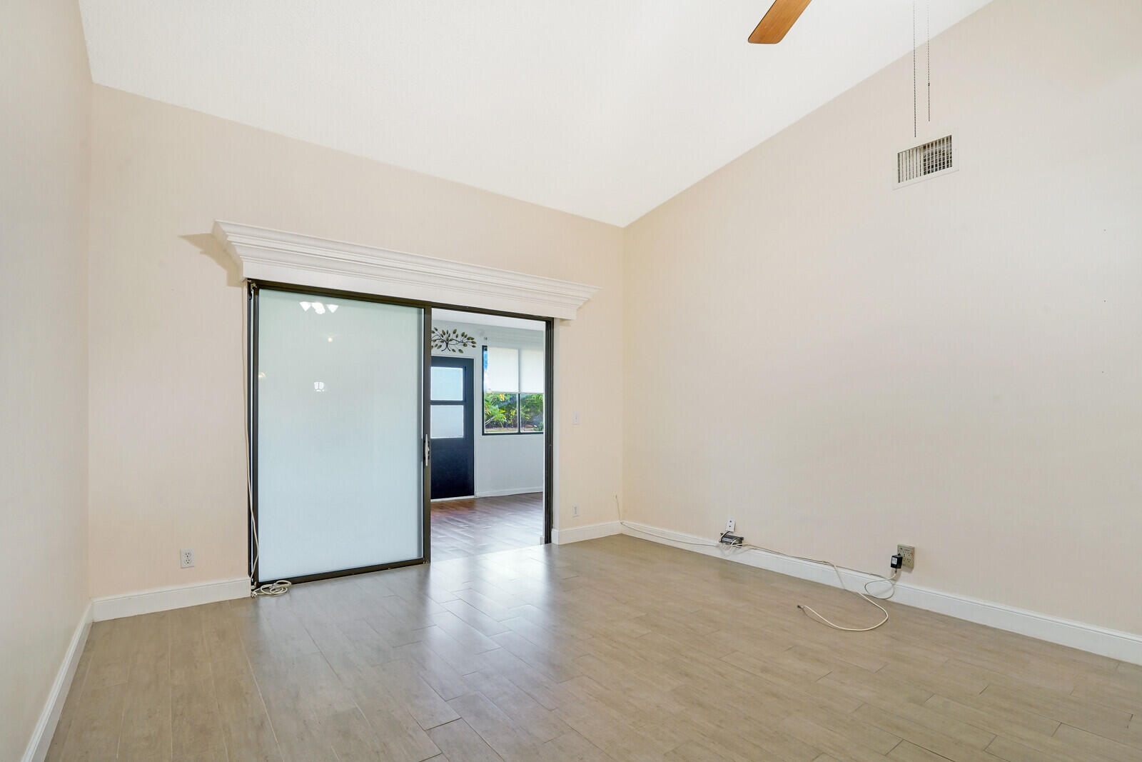 OAKWOOD LAKES CONDO - Residential