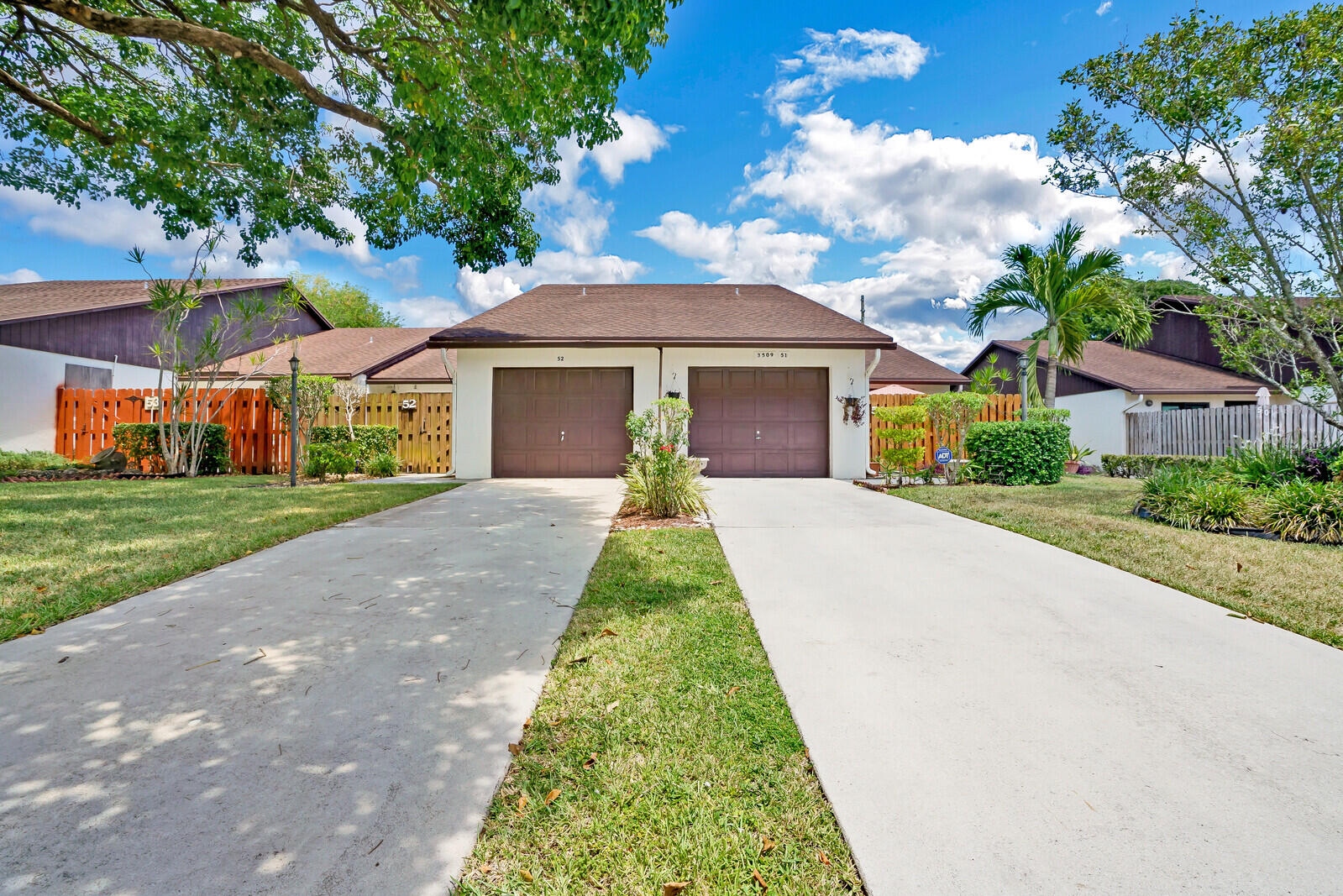 OAKWOOD LAKES CONDO - Residential