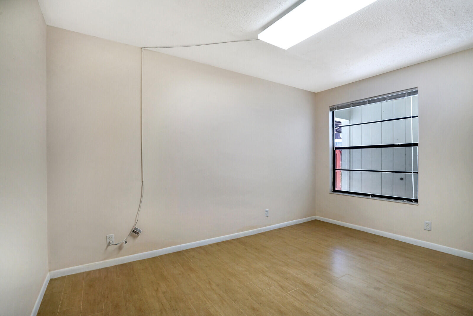 OAKWOOD LAKES CONDO - Residential