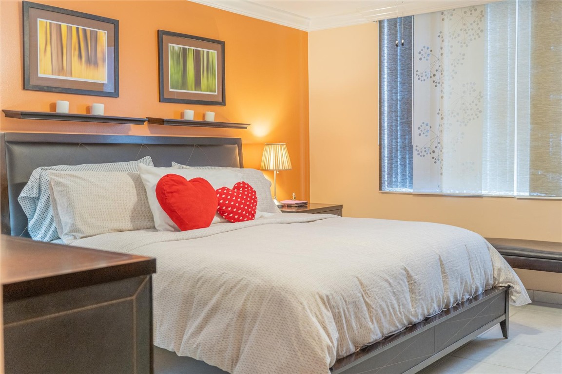 Commodore Plaza Condo - Residential