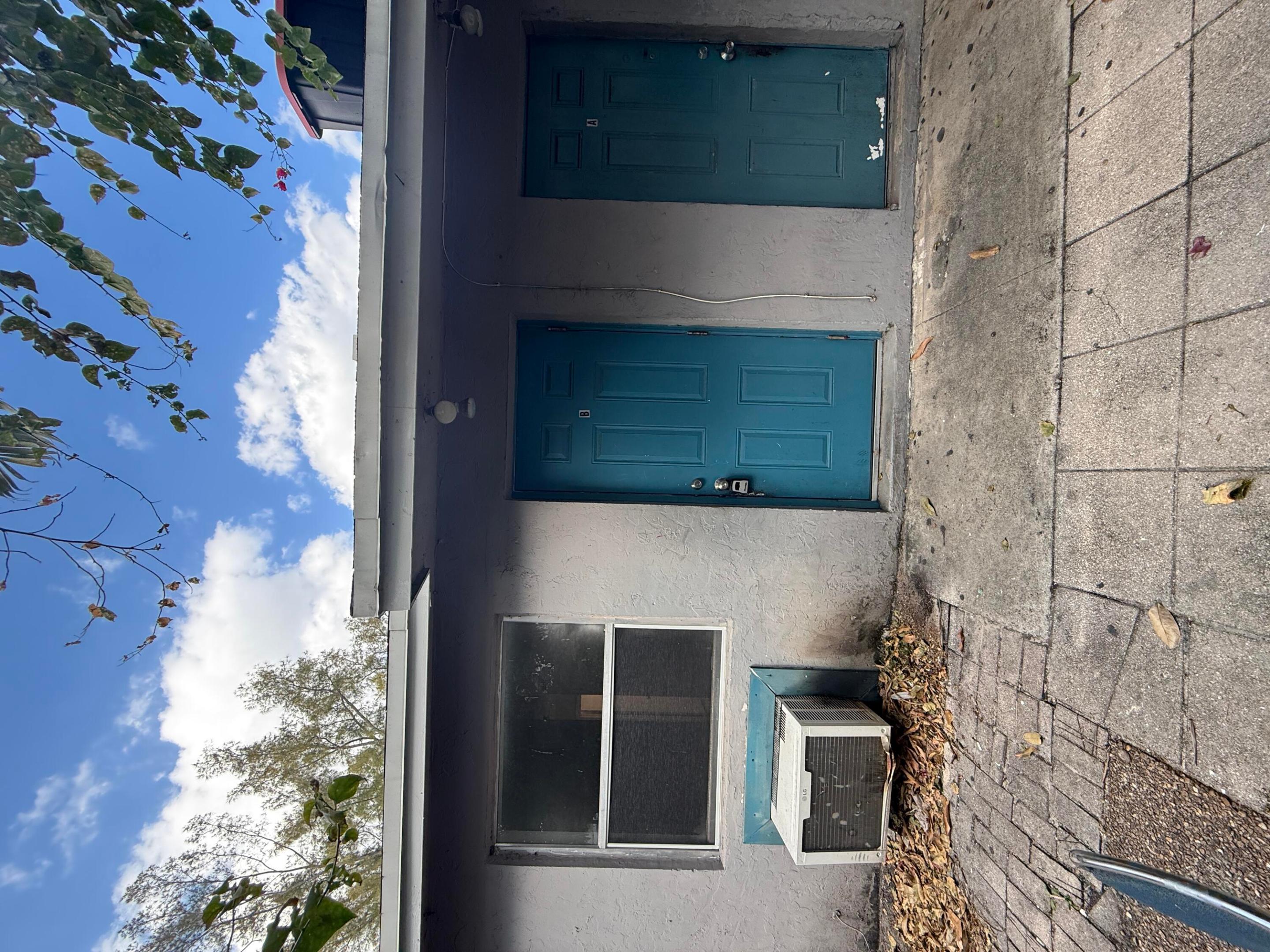 NORTHWOOD ADD IN PB 8 PGS 47 & 62, PB 9 PGS 30 & 4 - Residential Lease