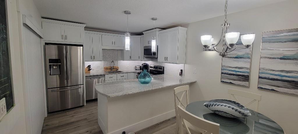 RIVERPINES - Residential