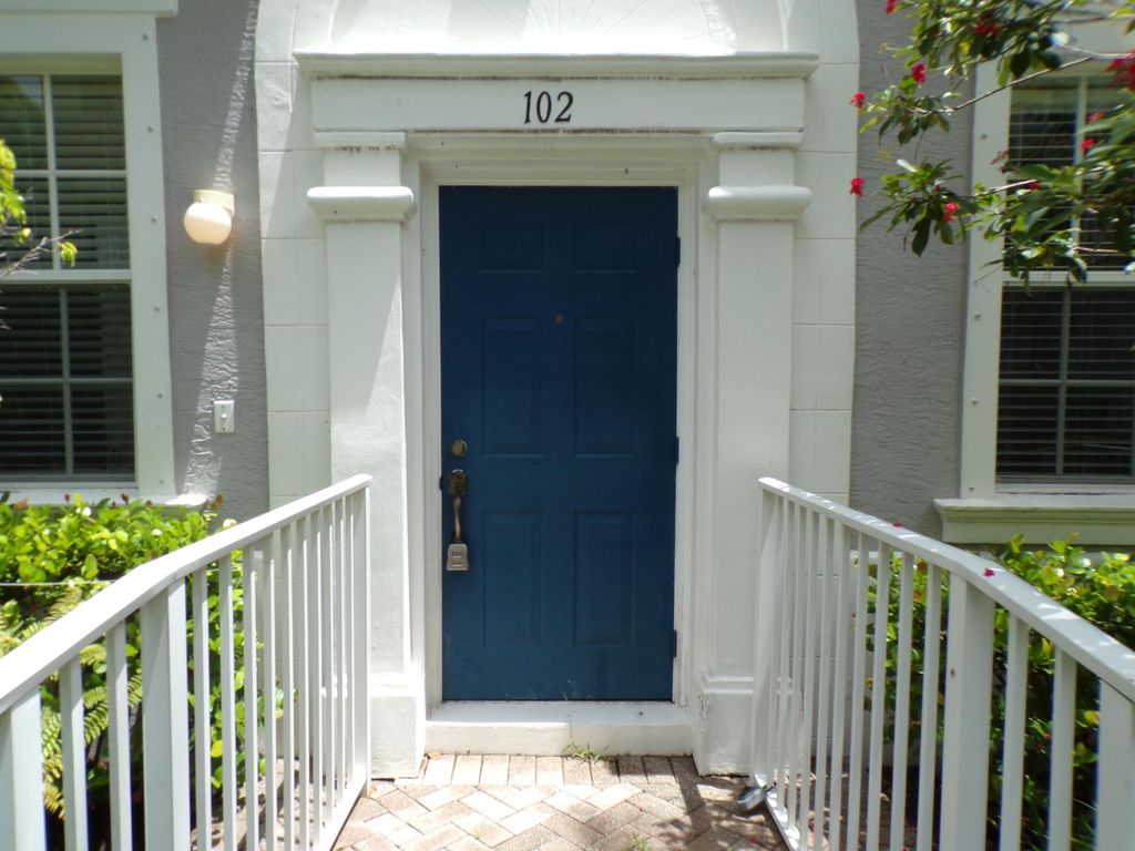 Photo of 108 Locustberry Lane #102, Jupiter, FL 33458 (MLS # R11049881)