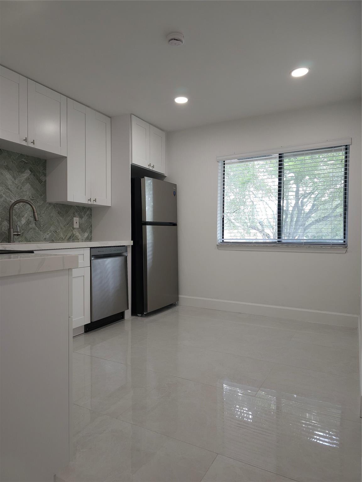 KINGSPORT ESTATES - Residential