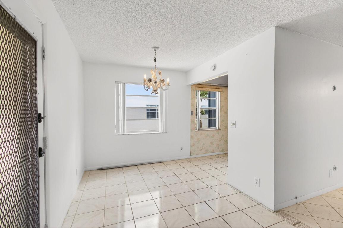 KINGS POINT - Residential Lease