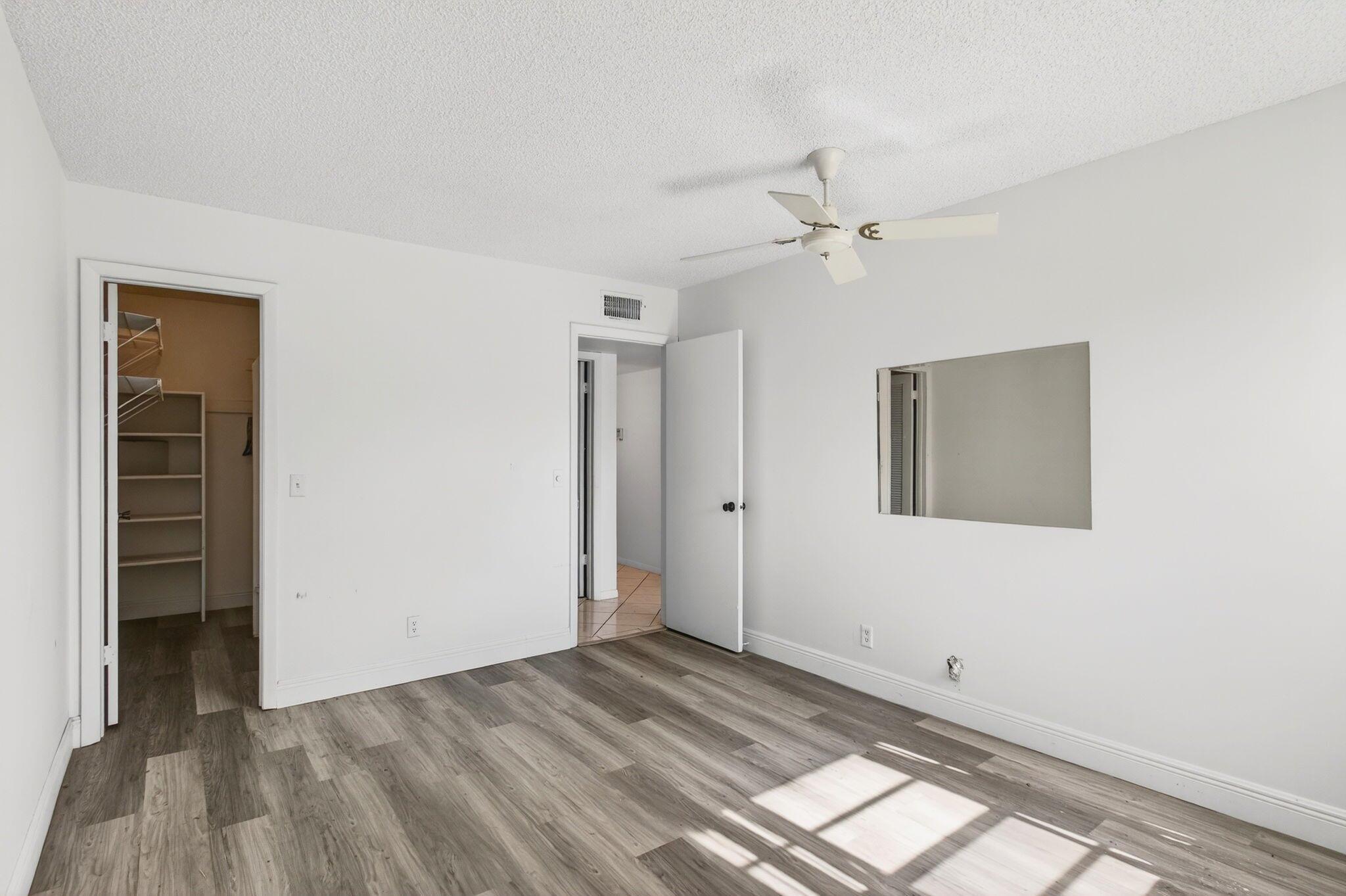 KINGS POINT - Residential Lease