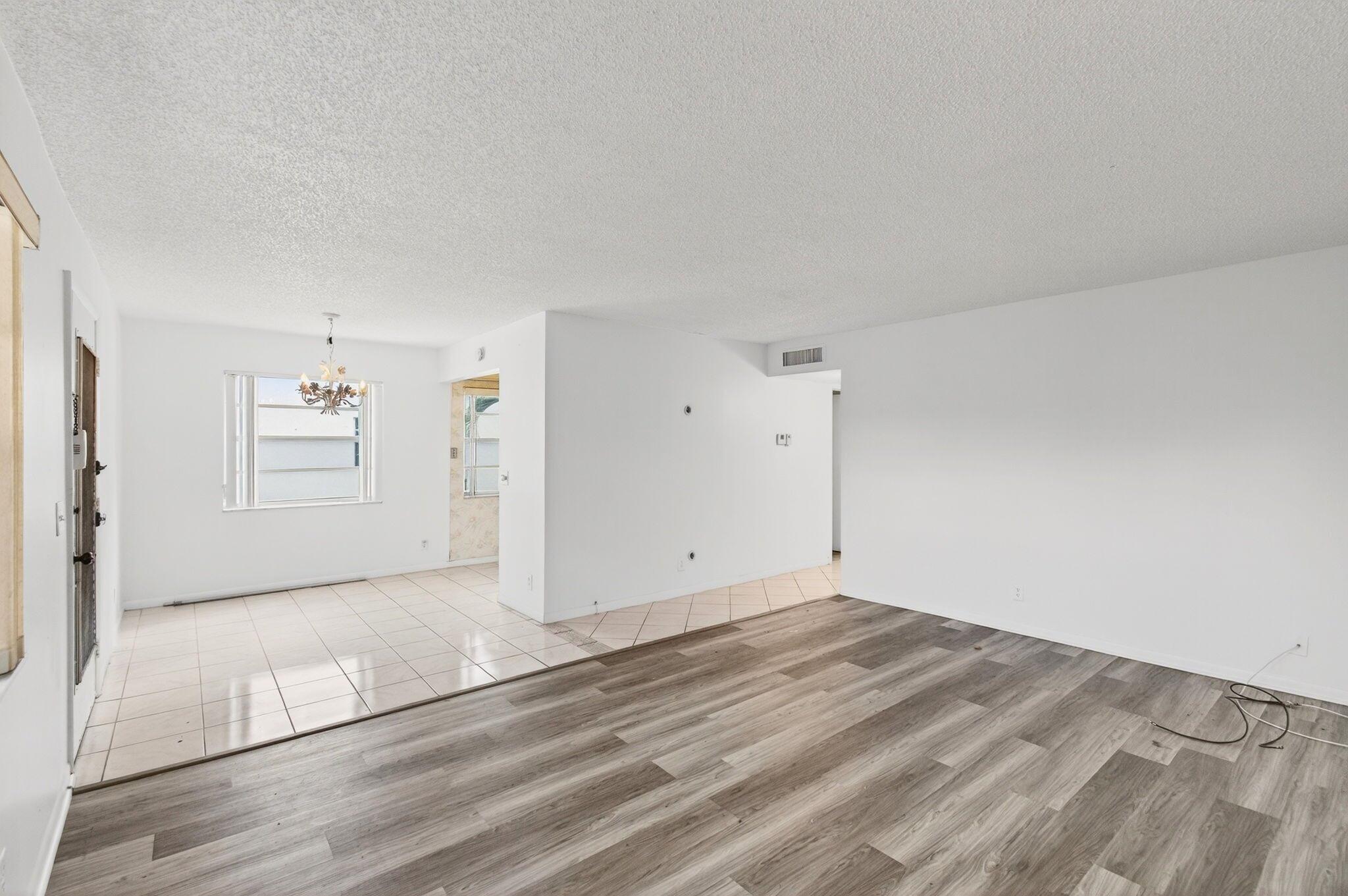 KINGS POINT - Residential Lease